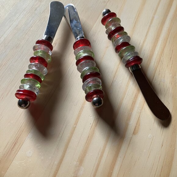 💙3/$30 Dinner Party Era Essential Cute Beaded Spreaders - Picture 4 of 5